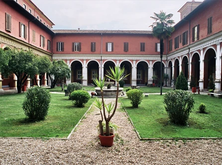 chiostro_1.jpg